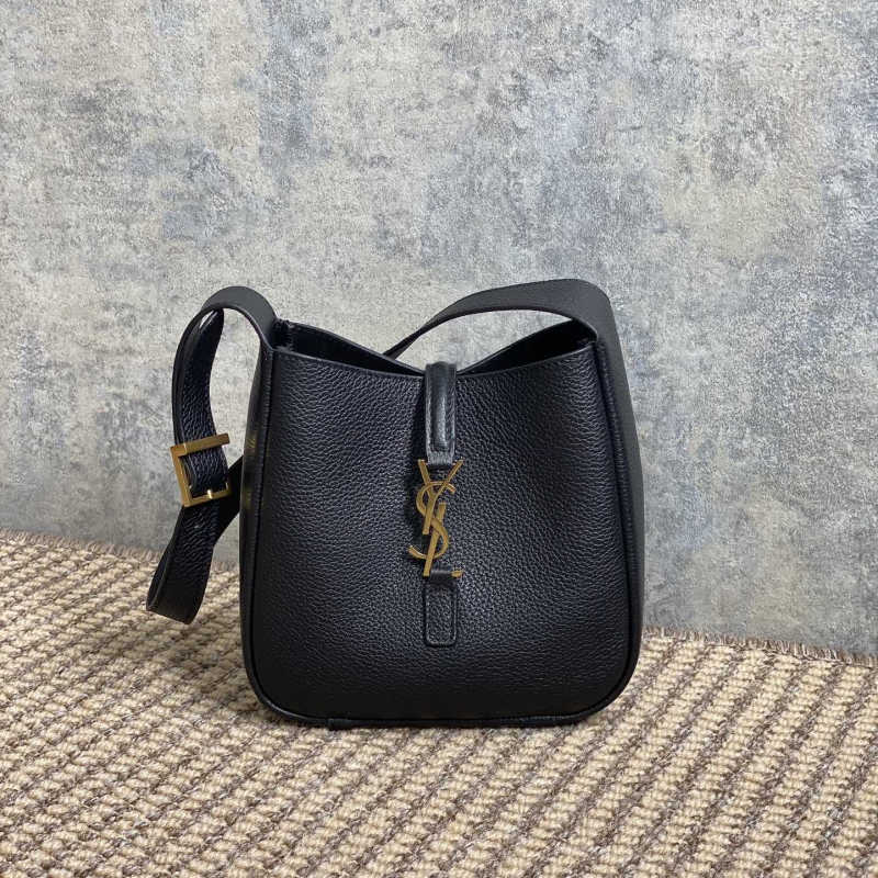 Y51 top handle bags